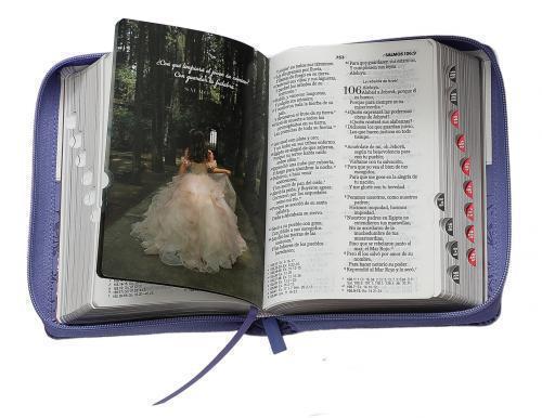 Biblia RVR1960 Quinceañera, Imitación Piel, Tamaño Portatil con Cierre e Indice