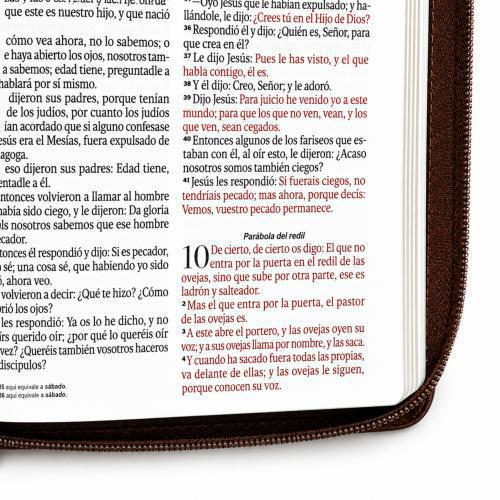 Biblia RVR1960 Obsequios y Premios Imitacion Piel Cafe Refinado Con Cierre
